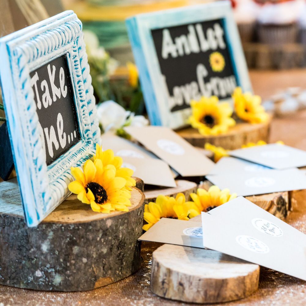 Classic Photographers - Wedding favors - Videographers Near Me - Londonderry, New Hampshire