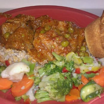 Wright Bros Cafe & Grille - Pork Guisantes - Cafes Near Me - Honolulu, Hawaii