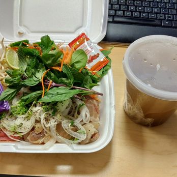 Pho Vn - No spoon, No napkins and NO BOWL! If you are ordering lunch at the office and you do not have full kitchen supplies you will be out of luck! - Vietnamese Near Me - Boynton Beach, Florida Pho Vn - No spoon, No napkins and NO BOWL! If you are ordering lunch at the office and you do not have full kitchen supplies you will be out of luck! - Vietnamese Near Me - Boynton Beach, Florida