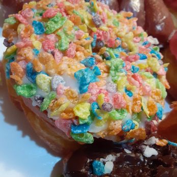 Randy's Donuts - Donuts Near Me - Downey, California Randy's Donuts - Donuts Near Me - Downey, California
