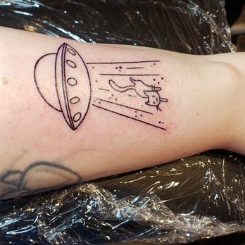 Ice 9 Studio - Cats = aliens - Tattoo Near Me - Pittsburgh, Pennsylvania