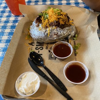Dickey's Barbecue Pit - Barbeque Near Me - Fredericksburg, Virginia