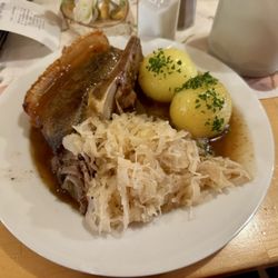 Schmausenkeller - Schäufele