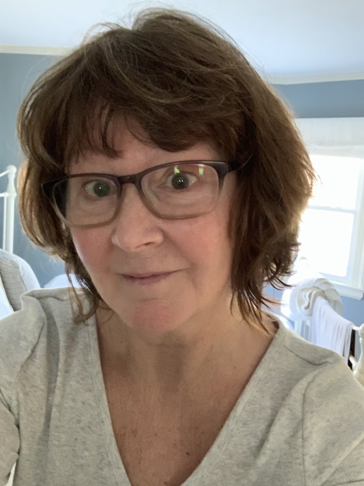 Christine's Hair Studio Logo