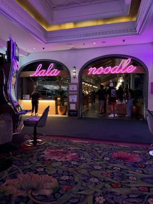 La La Noodle by null