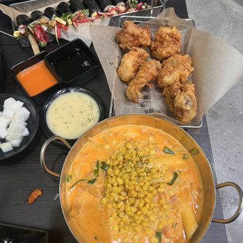Chan Chan - SWEET GARLIC FRIED CHICKEN WINGS (5PCS), Chanchan Kimbap, Rose Ricecake - Korean Near Me - Huntington Beach, California