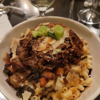 Sweet Potato Cafe - Pulled Pork Mac n' Cheese - American Near Me - Stone Mountain, Georgia