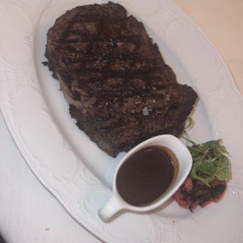 Peninsula Grill - 16 oz Rib Eye - New American Near Me - Charleston, South Carolina