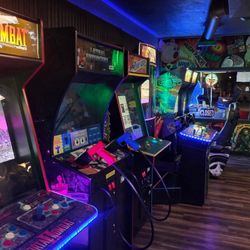 The Blue Shell - Just one side of the arcade games
