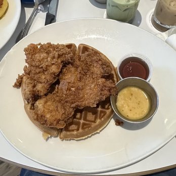 Harry's Restaurant - Waffle and Spicy Fried Chicken - Breakfast & Brunch Near Me - Houston, Texas Harry's Restaurant - Waffle and Spicy Fried Chicken - Breakfast & Brunch Near Me - Houston, Texas