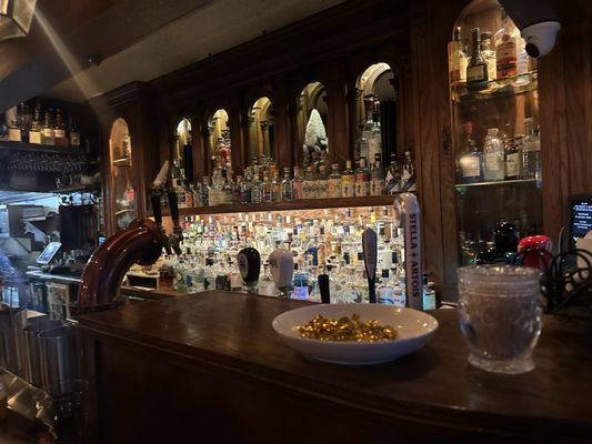 Pub Bishop & Bagg by null