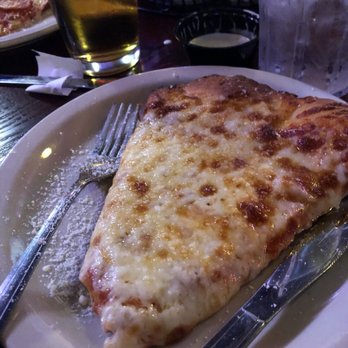 PizMo Cafe - Plain cheese pizza - Pizza Near Me - Pismo Beach, California PizMo Cafe - Plain cheese pizza - Pizza Near Me - Pismo Beach, California