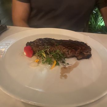 Elliott's Steakhouse - New York strip - Steakhouses Near Me - Chandler, Arizona