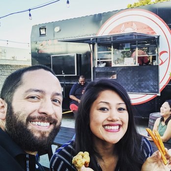 Belly's Sliders & Wings - Cauli-bites, fries and wings for date night? Perrrfect! - Food Trucks Near Me - Carson, California