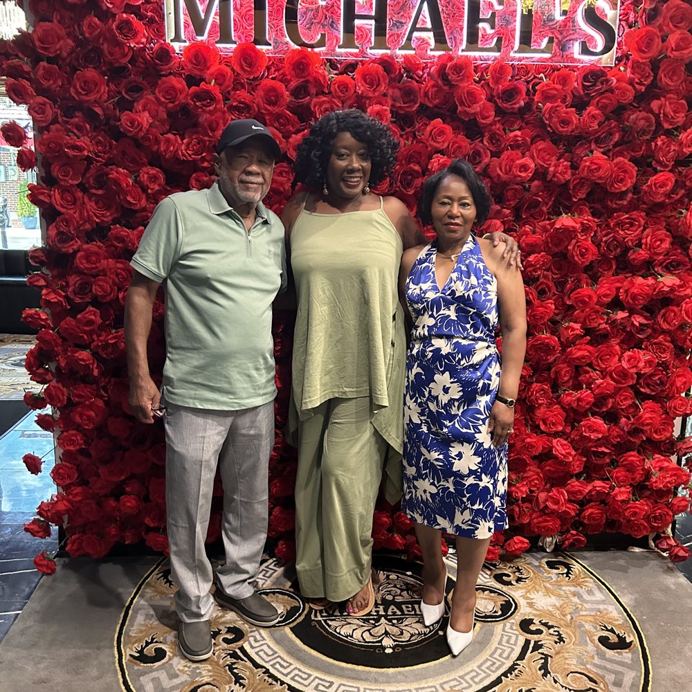 Michael's Restaurant - American Near Me - Upper Marlboro, Maryland