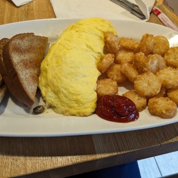 Chick-fil-A - Southwest omelet. A little too much chicken inside the omelet but still good - Fast Food Near Me - Newnan, Georgia