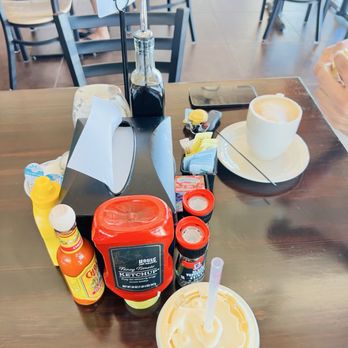 The Bird & Brew - Mango matcha - Coffee & Tea Near Me - Panama City, Florida