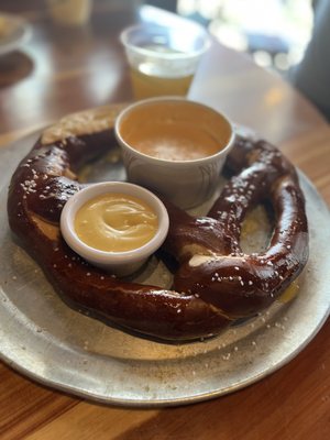 Big Al’s Down The Hatch by null