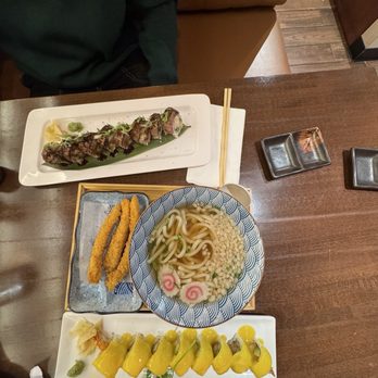 Bobo Izakaya - *Yellow Jacket *Bobo Roll Chicken Tempura Udon Iced Yuzu Honey Tea Green Tea - Izakaya Near Me - Atlanta, Georgia Bobo Izakaya - *Yellow Jacket *Bobo Roll Chicken Tempura Udon Iced Yuzu Honey Tea Green Tea - Izakaya Near Me - Atlanta, Georgia