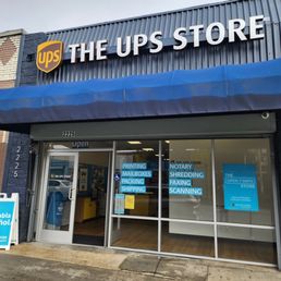 Exterior outside entrance of The UPS Store - I love that they speak Spanish and offer notary. - Los Angeles, California Exterior outside entrance of The UPS Store - I love that they speak Spanish and offer notary. - Los Angeles, California