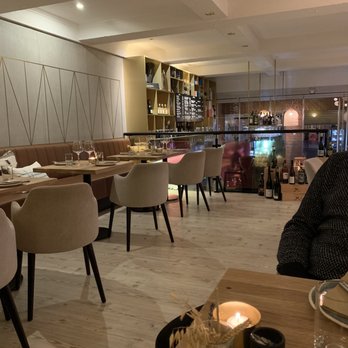 goldgelb - Inneneinrichtung - Wine Bars Near Me - Westerland - Sylt, SH
