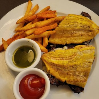 Havana Grill - Steak jibarito - Cuban Near Me - Chicago, Illinois Havana Grill - Steak jibarito - Cuban Near Me - Chicago, Illinois