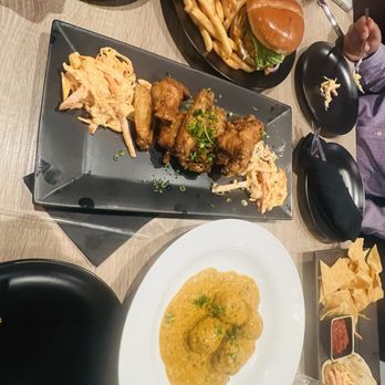 Toast & Tonique - Chicken meatballs, wings, samosa burger - Breakfast & Brunch Near Me - Newark, California Toast & Tonique - Chicken meatballs, wings, samosa burger - Breakfast & Brunch Near Me - Newark, California