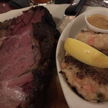 Red Ox Seafood and Steakhouse - Dinner combo 10 oz prime rib with the crab cakes - Seafood Near Me - Appleton, Wisconsin Red Ox Seafood and Steakhouse - Dinner combo 10 oz prime rib with the crab cakes - Seafood Near Me - Appleton, Wisconsin