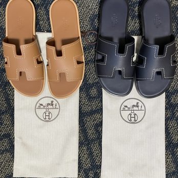 Hermès San Francisco - Hermes Izmir Sandal Men's Shoes in Naturel and Blue - Women's Clothing Near Me - San Francisco, California