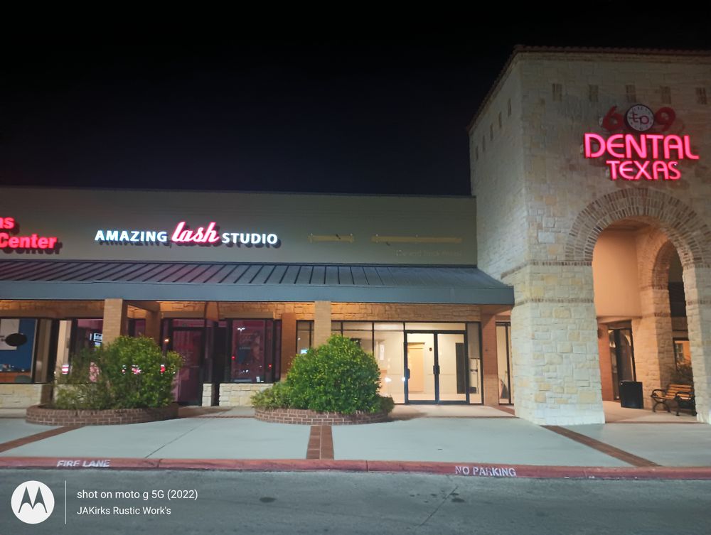 BUDGET TRUCK RENTAL Updated May 2024 651 N Business Ih 35, New