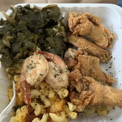 Exotic Eats Nyc - Chicken Wing Combo (6pc) with collards and mac and cheese