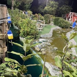 Sun Outdoors Mini Golf