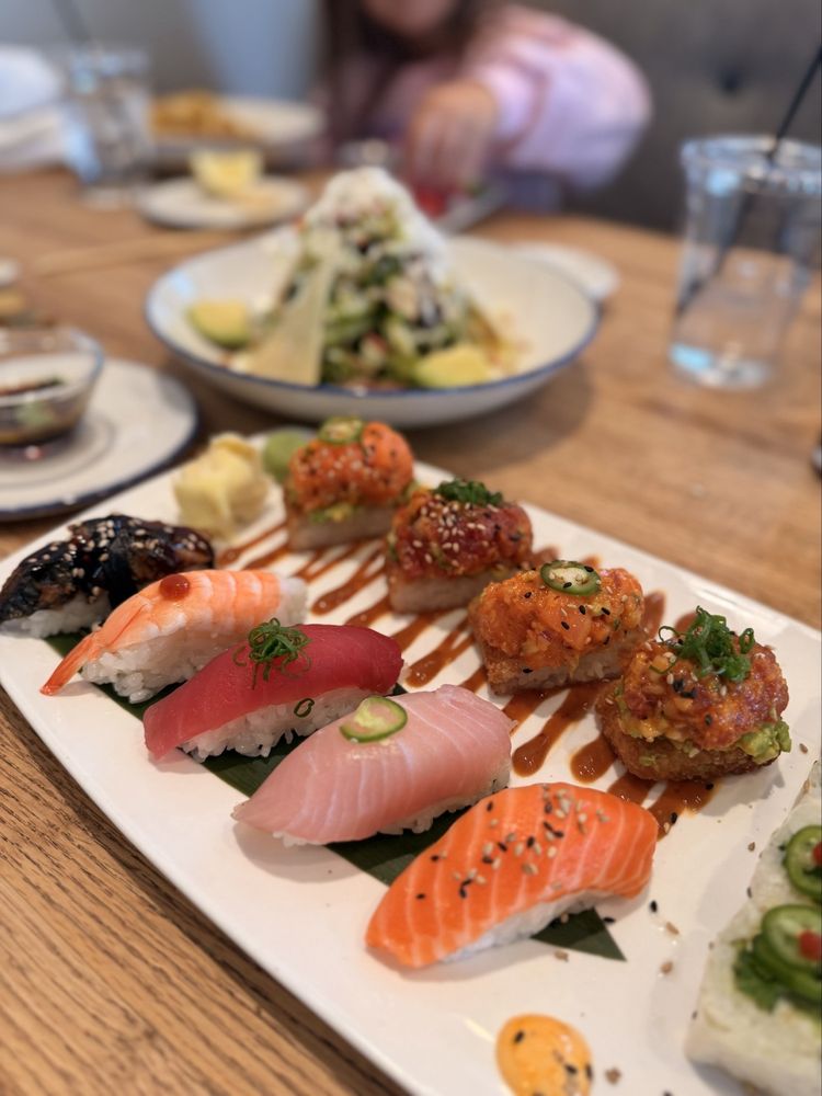 Social spots from Pacific Table