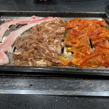 AYCE Gogi - VAN NUYS - Pork belly and spicy pork bulgogi - Korean Near Me - Van Nuys, California AYCE Gogi - VAN NUYS - Pork belly and spicy pork bulgogi - Korean Near Me - Van Nuys, California