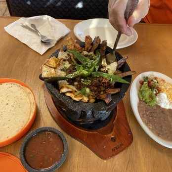 Tu Casa Mexican Restaurant - Chicken and Steak Molcajetes - Mexican Near Me - Littleton, Colorado Tu Casa Mexican Restaurant - Chicken and Steak Molcajetes - Mexican Near Me - Littleton, Colorado