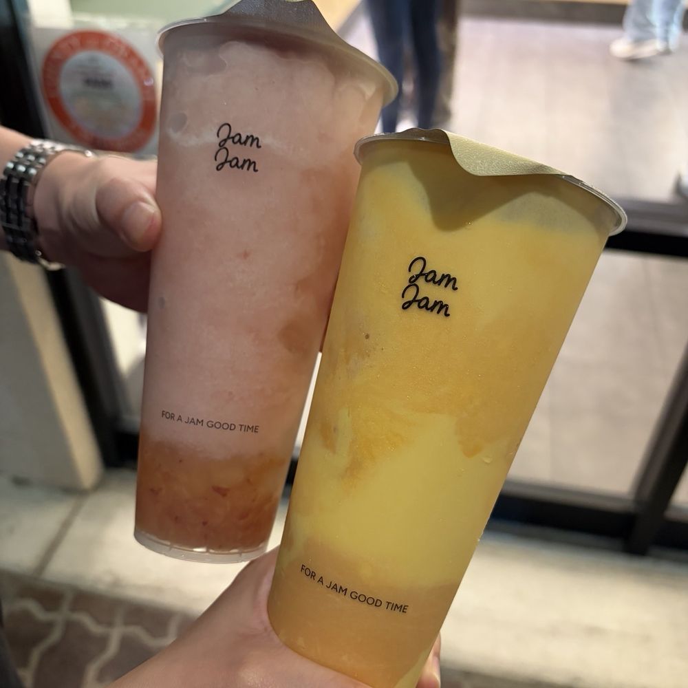 Jam Jam Tea Lab - Tangy Fresh Peach Slush + Brulee Thai Slush - Bubble Tea Near Me - Irvine, California Jam Jam Tea Lab - Tangy Fresh Peach Slush + Brulee Thai Slush - Bubble Tea Near Me - Irvine, California