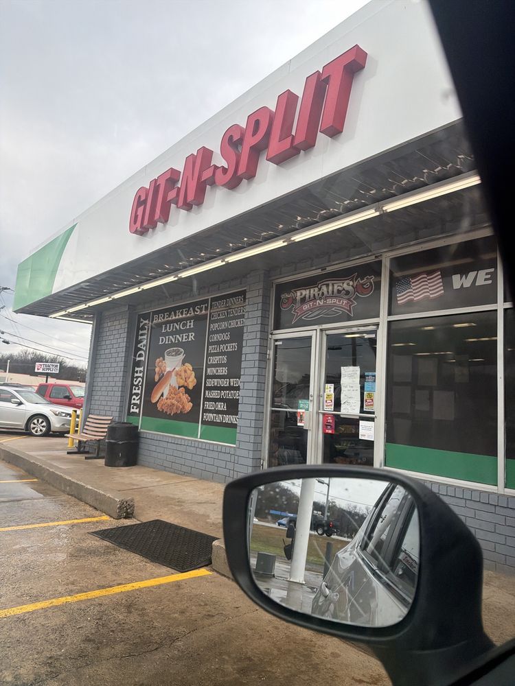 Pirates Git N Split Logo