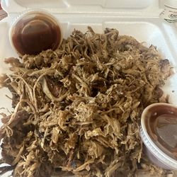 Firewise Barbecue - Heaping pound of pulled pork