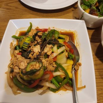 Thai Mango - Pad Bai Grapow (pork) - Thai Near Me - Sandy, Utah
