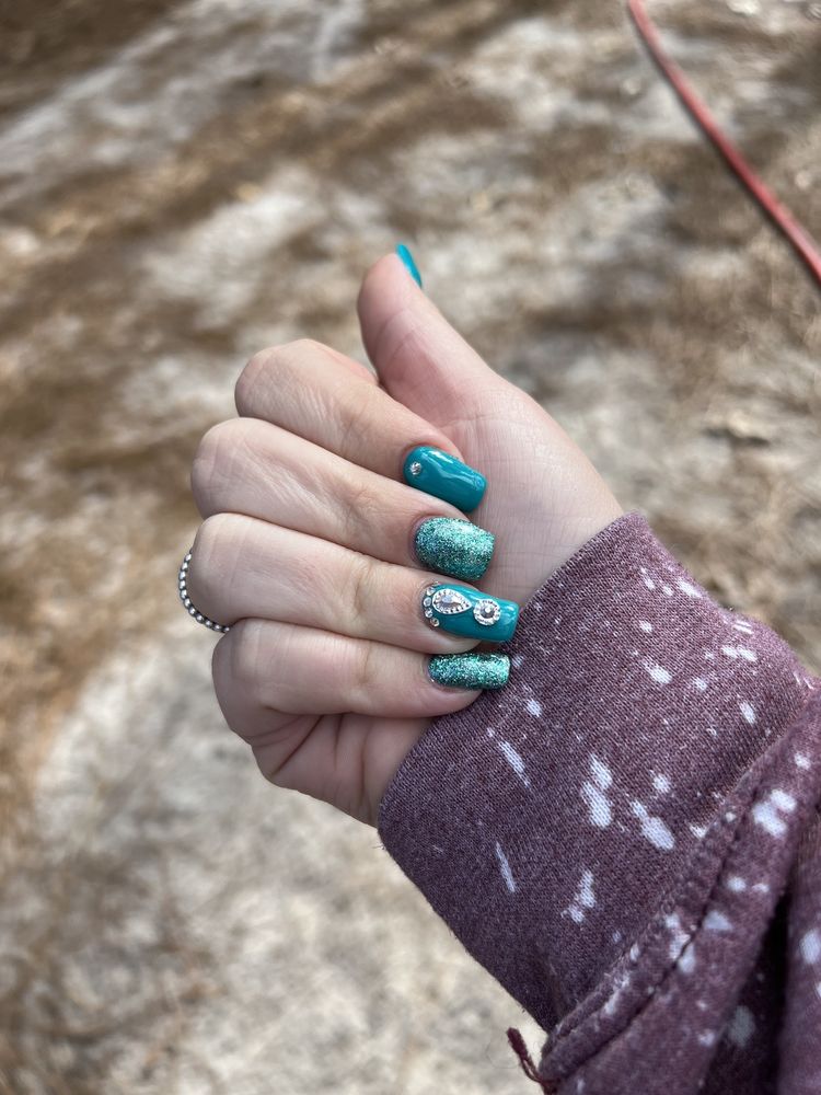 JULIE’S HANDS NAIL STUDIO Updated May 2024 26 Photos Brooksville