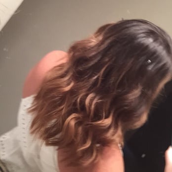 Scott Richard's Salon - this salon did a great job on make a natural ombré look come to life! - Hair Salons Near Me - Atlanta, Georgia Scott Richard's Salon - this salon did a great job on make a natural ombré look come to life! - Hair Salons Near Me - Atlanta, Georgia
