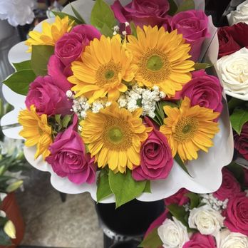 Juanita's Flower Shop - Florists Near Me - Richmond, California Juanita's Flower Shop - Florists Near Me - Richmond, California