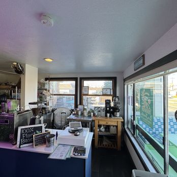La Jenelle Natural Cafe - Vegan Near Me - Oxnard, California La Jenelle Natural Cafe - Vegan Near Me - Oxnard, California