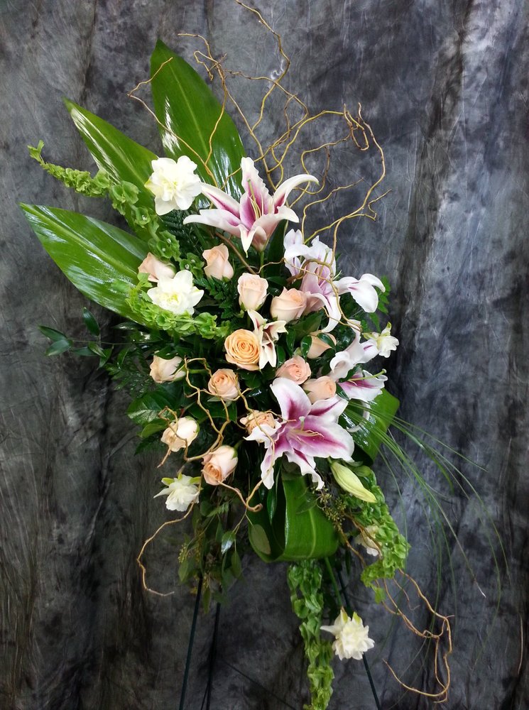 PETREE’S FLOWERS 21 Photos & 19 Reviews 3805 E Magnolia Ave