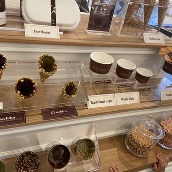 Bacio Di Latte - Inside - Gelato Near Me - Irvine, California