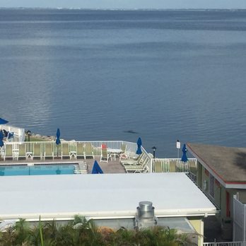 Sailport Waterfront Suites - Hotels Near Me - Tampa, Florida Sailport Waterfront Suites - Hotels Near Me - Tampa, Florida