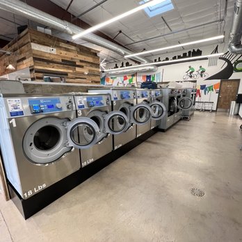 Green Laundry Lounge - One side of washers - Laundromat Near Me - Greer, South Carolina Green Laundry Lounge - One side of washers - Laundromat Near Me - Greer, South Carolina