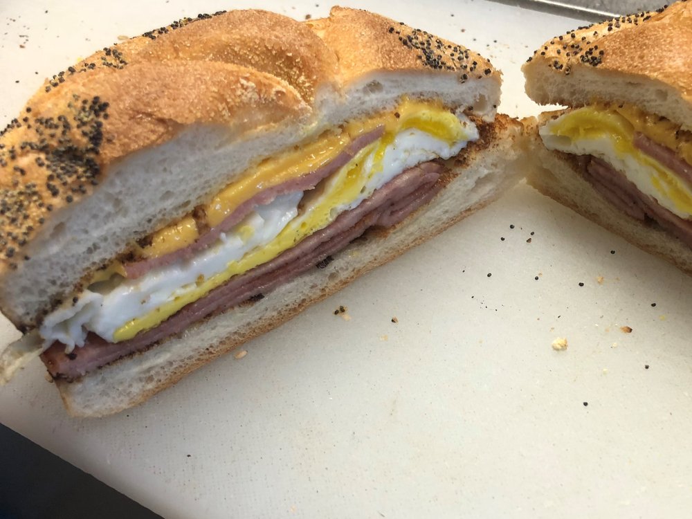 NEW YORK CORNER DELI 95 Photos & 163 Reviews Delis 206 N Topsail