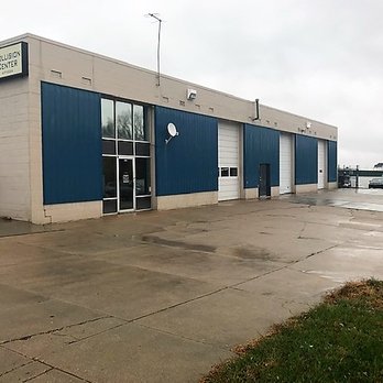 Morrow Collision Center - MCC exterior nearing 22nd & Fairfield - Body Shops Near Me - Lincoln, Nebraska