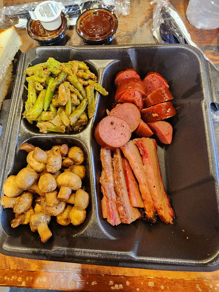 Cotton Belt Barbeque Logo